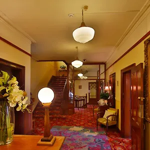Astor Private Inn